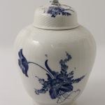 874 8178 VASE AND COVER